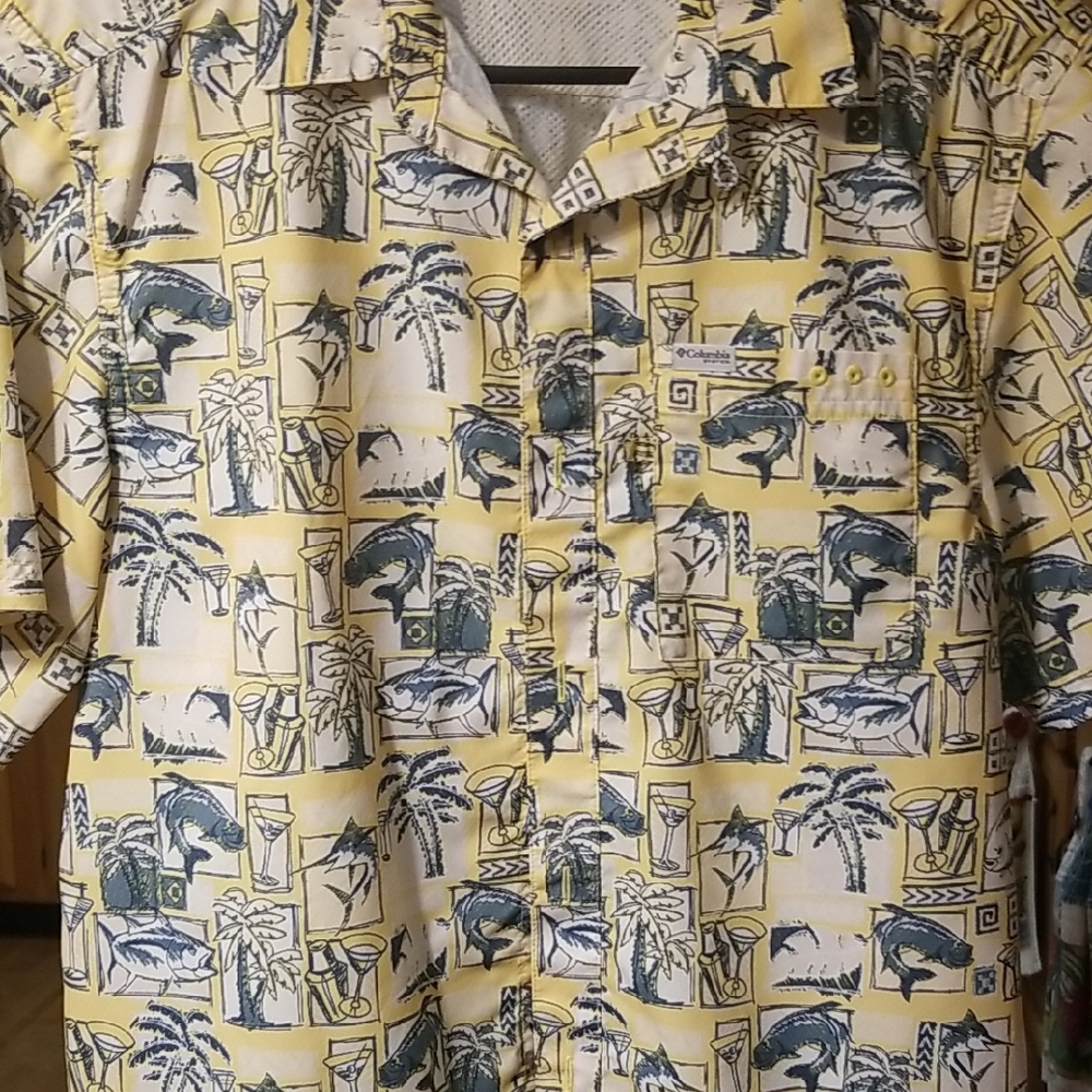 Yellow and Gray Patterned Short Sleeve Shirt